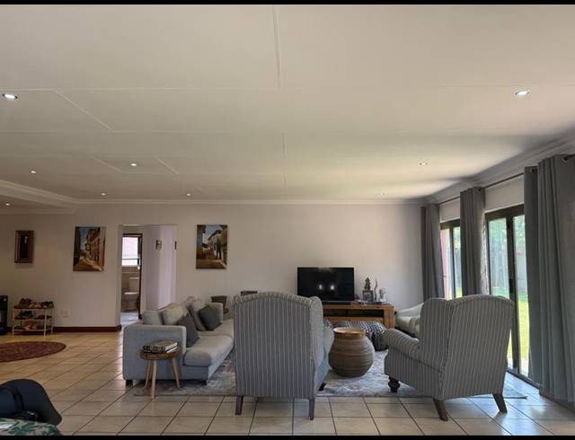 3 BEDROOM PROPERTY TO RENT IN MIDLANDS ESTATE